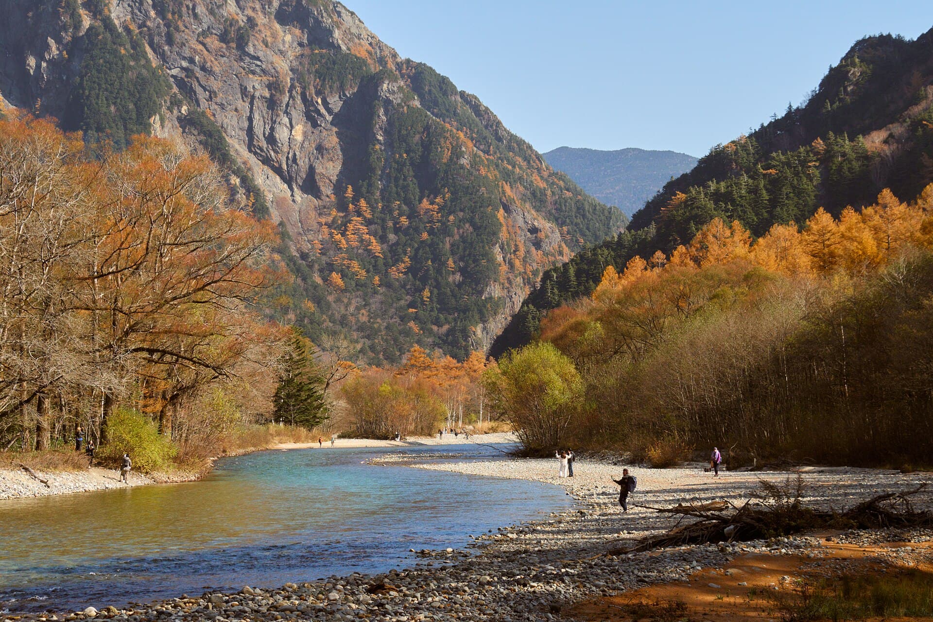 Autumn on the Kamikochi valley floor